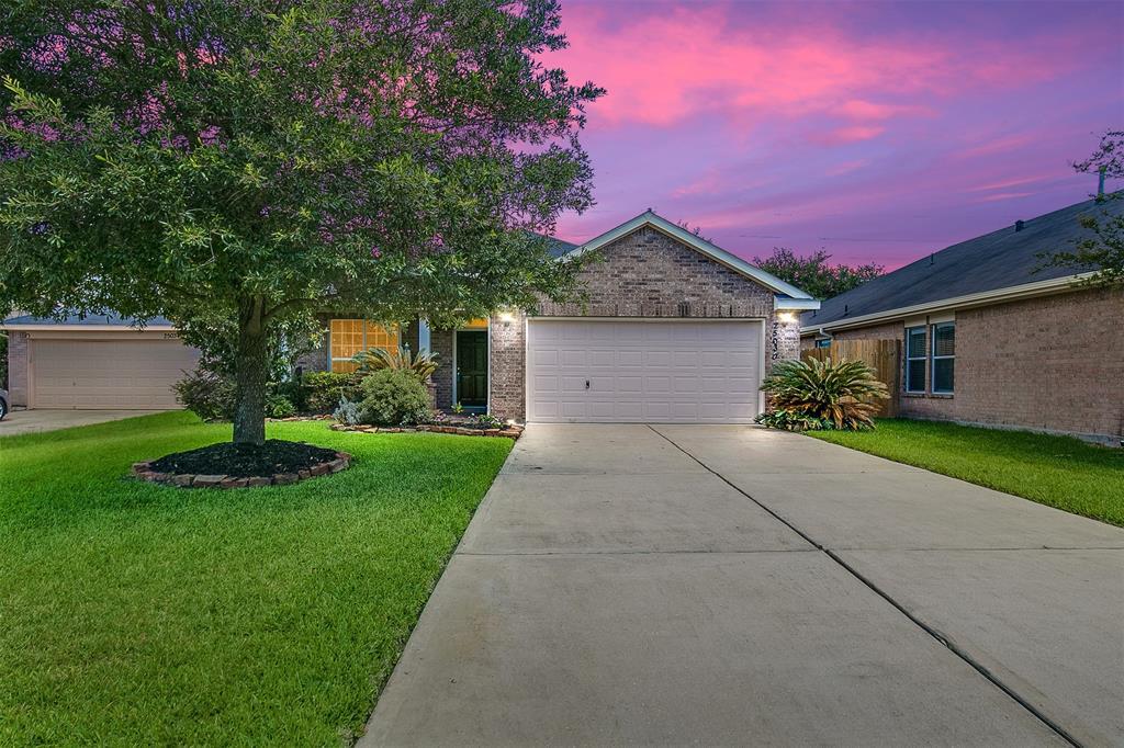 25030 Emporia Point Court - Photo 1