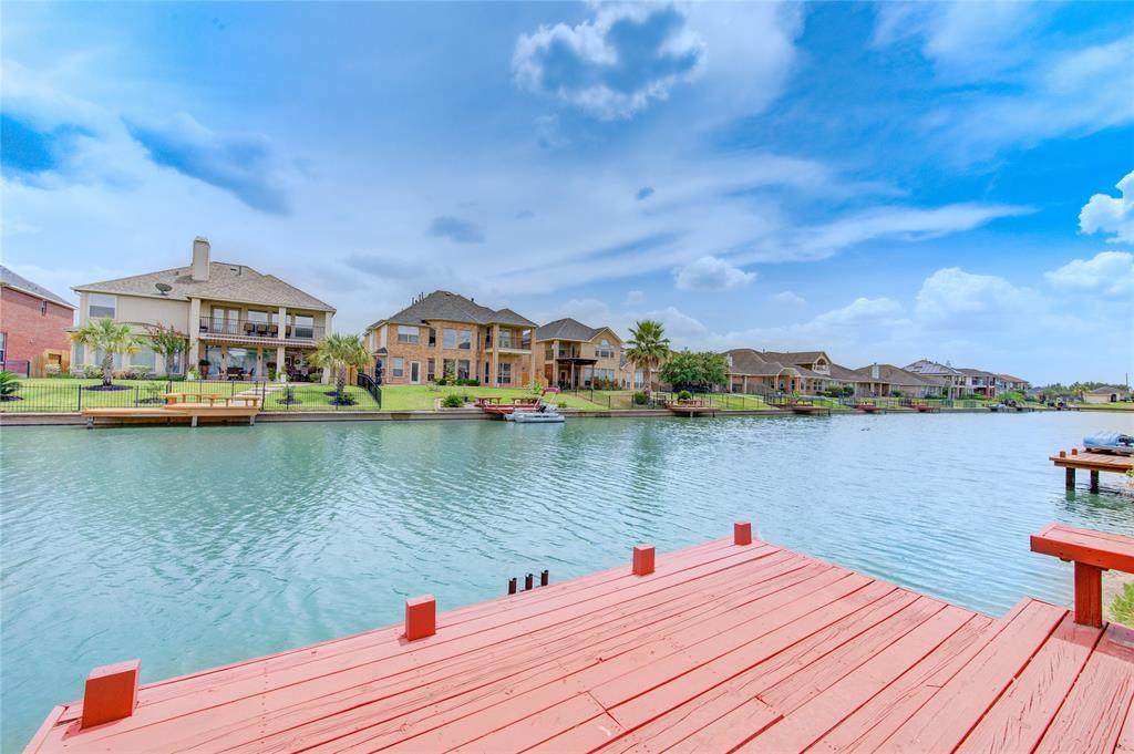18007 Blues Point Drive - Photo 1
