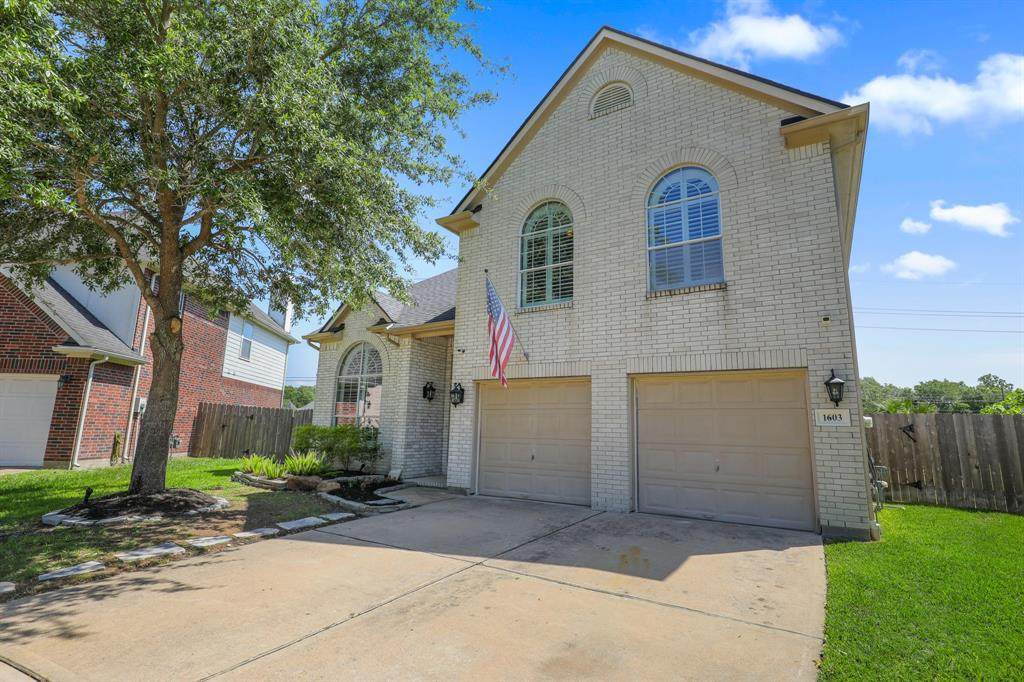 1603 Candleston Lane - Photo 1