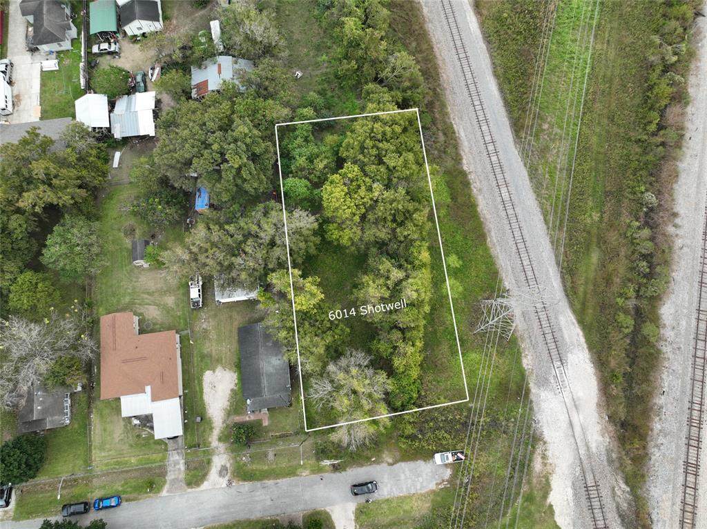 6014 Shotwell Street - Photo 1