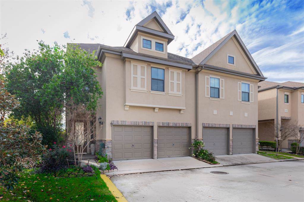 11603 Royal Oaks View - Photo 1