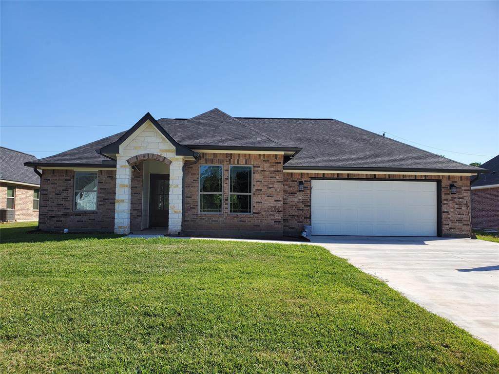 229 Shannon Street - Photo 1