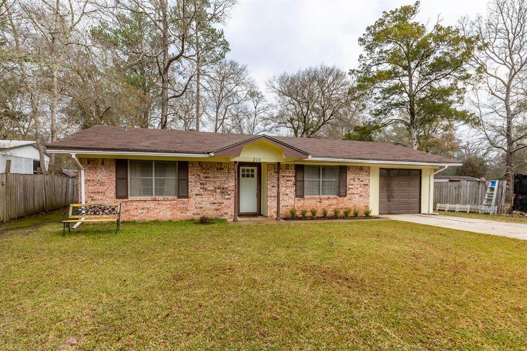 210 Elmore St - Photo 1