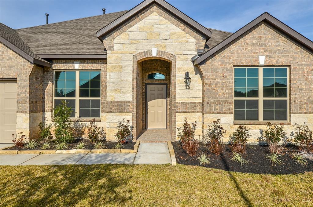 29038 Endeavor River Drive - Photo 1