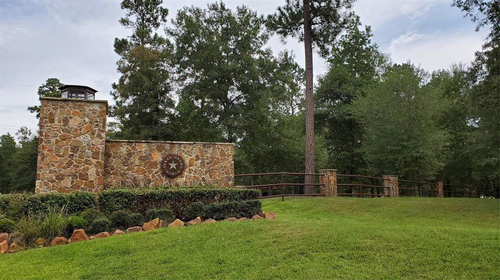 10 Rim Rock Rd - Photo 1