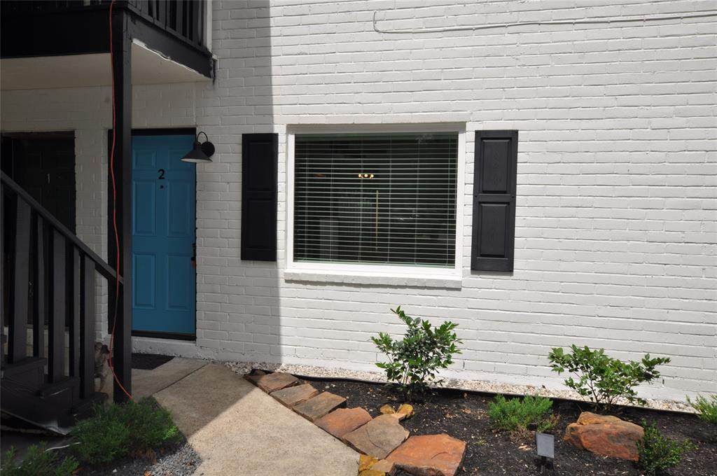 2655 Fountain View Street - Photo 1