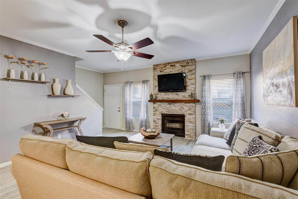 9800 Pagewood Lane - Photo 1