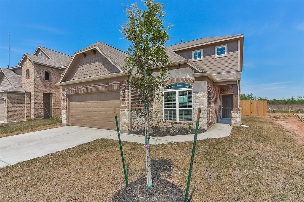 2526 Oakleaf Ash Lane - Photo 1