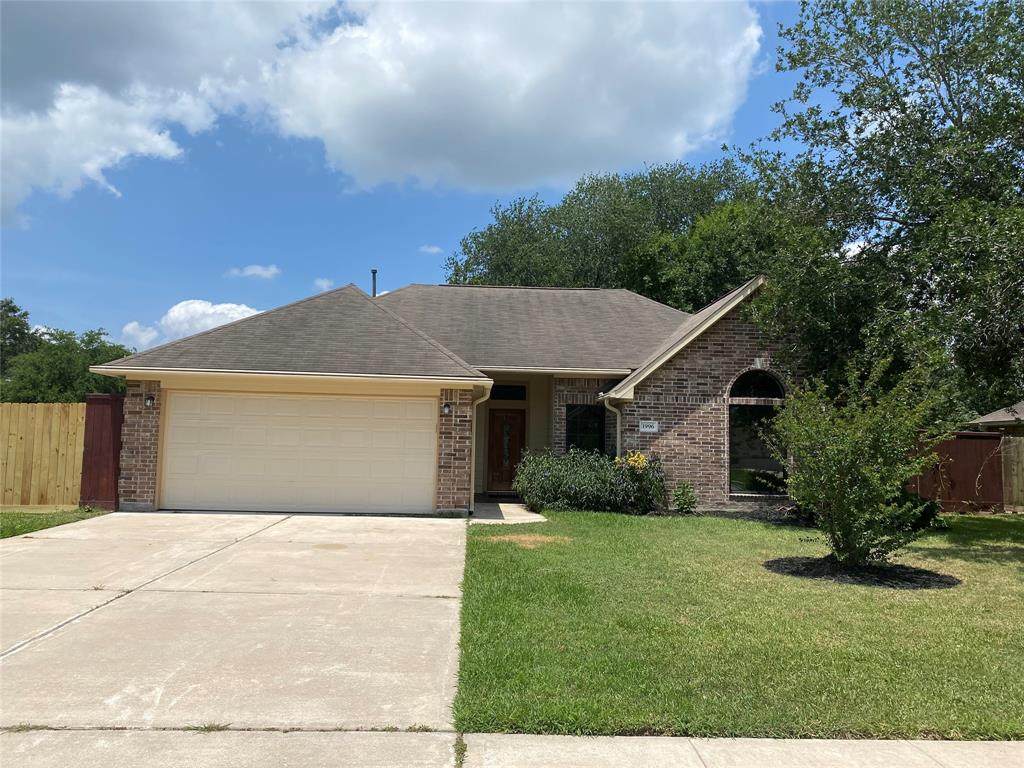 1996 Brentwood Drive - Photo 1