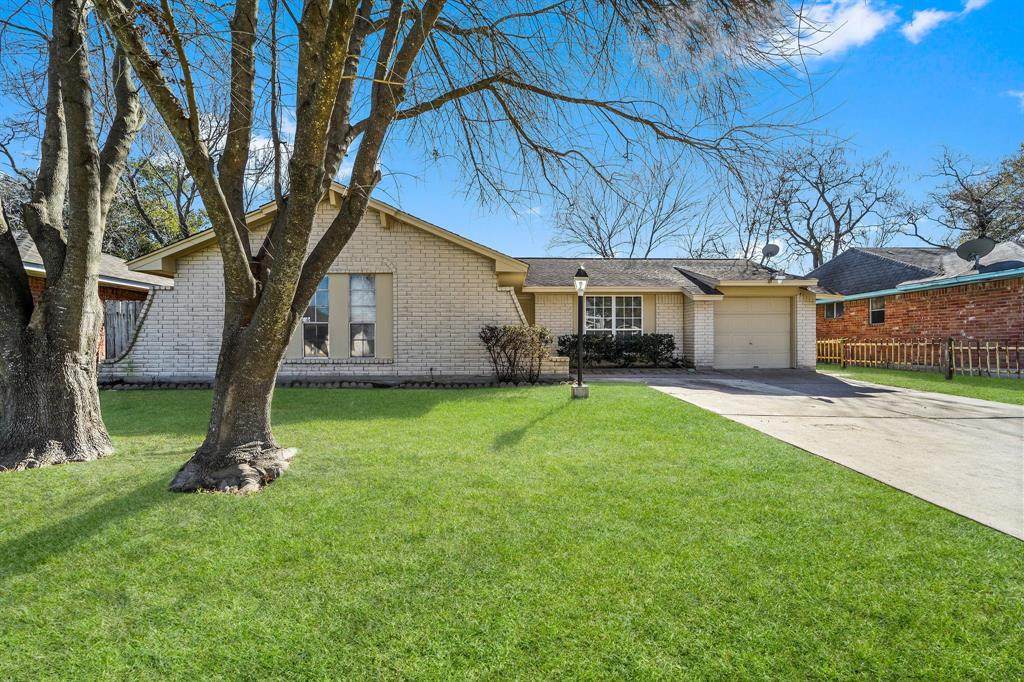 1219 Progreso Drive - Photo 1