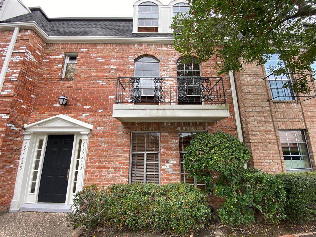 455 Post Oak Lane - Photo 1