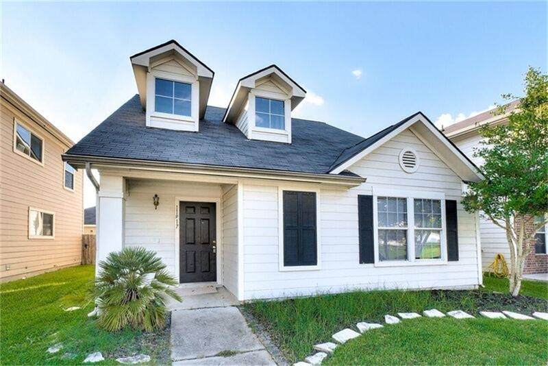 11917 Longwood Garden Way - Photo 1