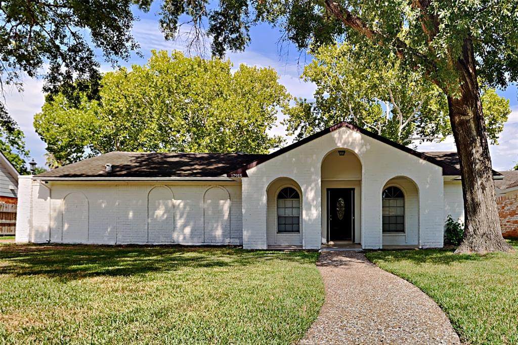 17915 Loring Lane - Photo 1
