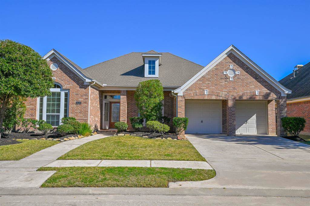 8238 Groveland Hills Drive - Photo 1 8238 Groveland Hills Drive - Photo 1