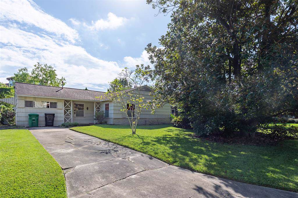 5549 Aspen Street - Photo 1