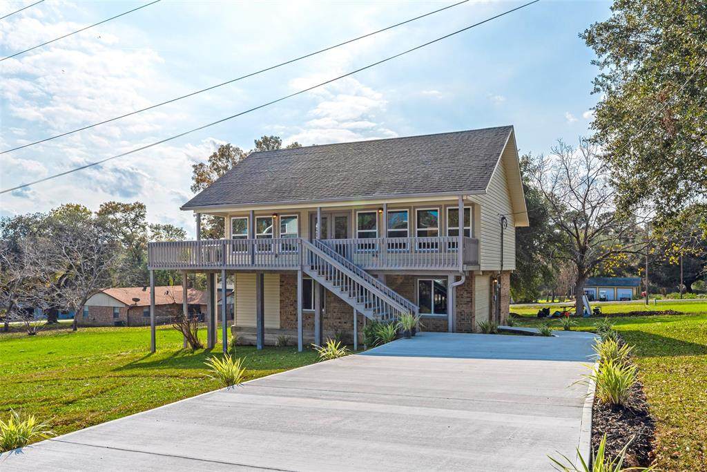 81 Hillcrest Drive - Photo 1