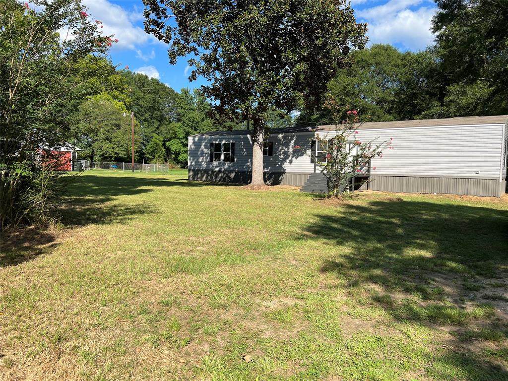 1931 Bevil Loop - Photo 1