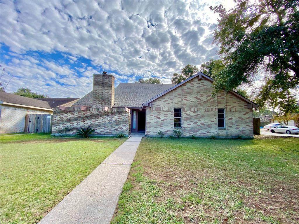 10215 Golden Meadow Dr Drive - Photo 1