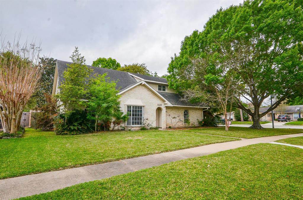 1123 Barrowgate Drive - Photo 1