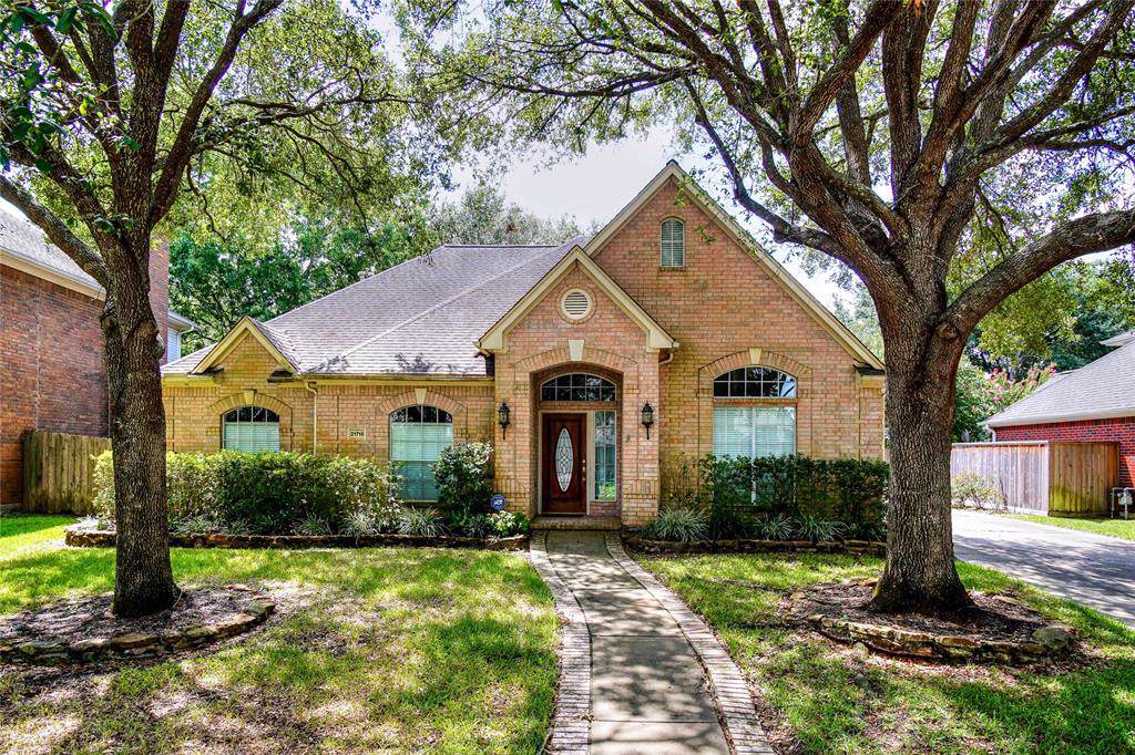 21715 Cinco Boulevard - Photo 1