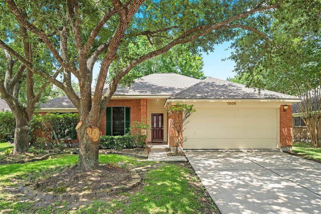 1808 Oak Wood Drive - Photo 1