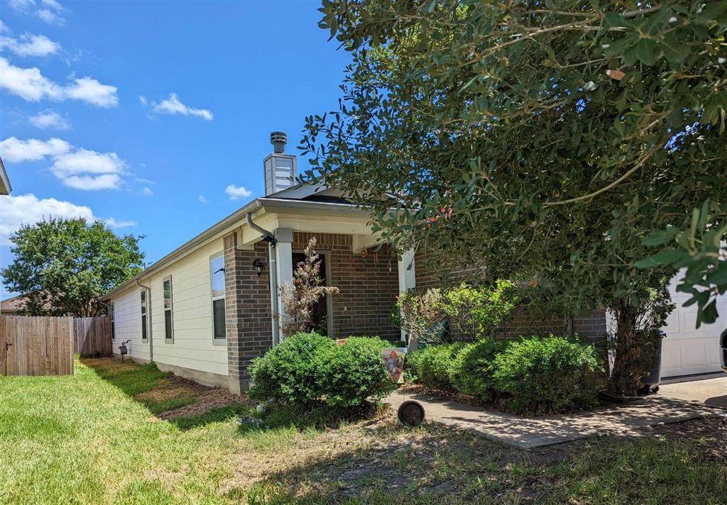 2910 Swift Brook Glen Way - Photo 1
