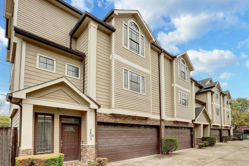 2402 Calumet Street - Photo 1