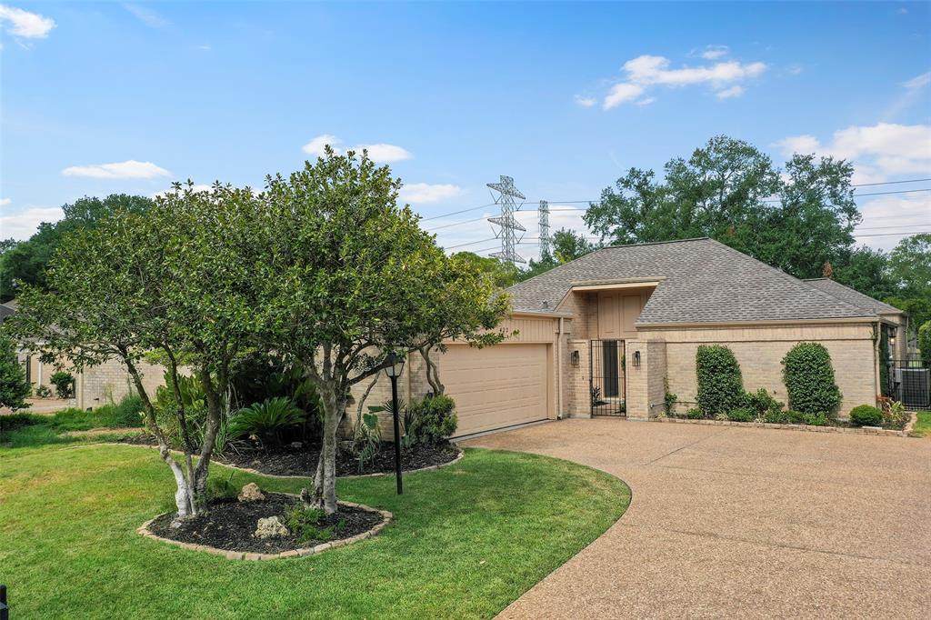 422 Fox Briar Lane - Photo 1