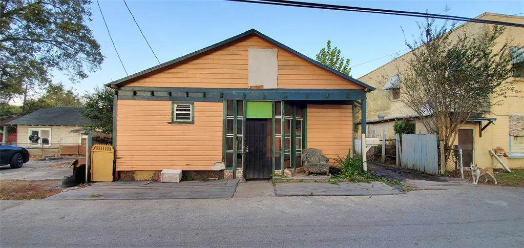2515 Engelke Street - Photo 1