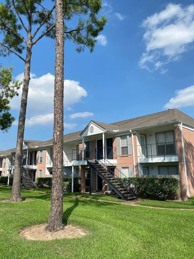 12735 Whittington Drive - Photo 1