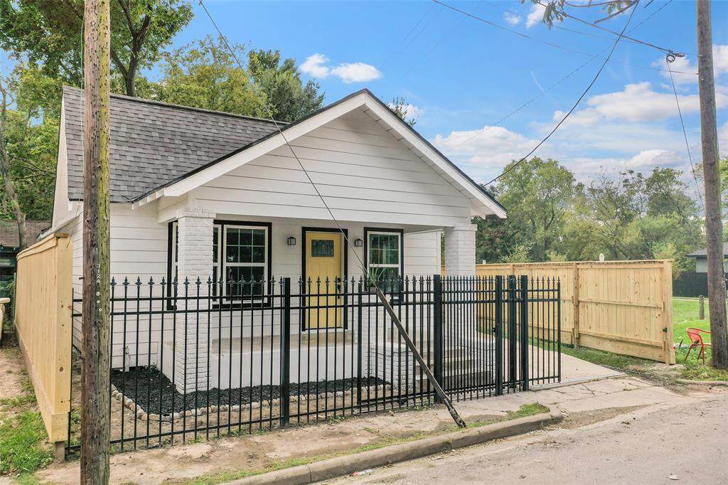 3124 Anita Street - Photo 1