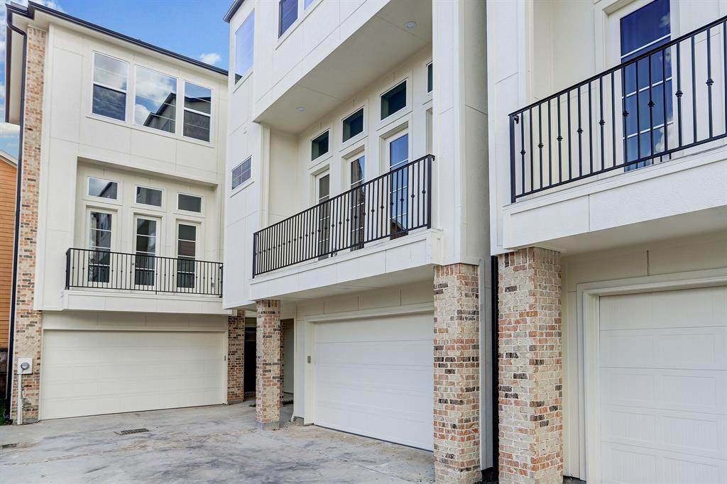 4407 Marina Street - Photo 1