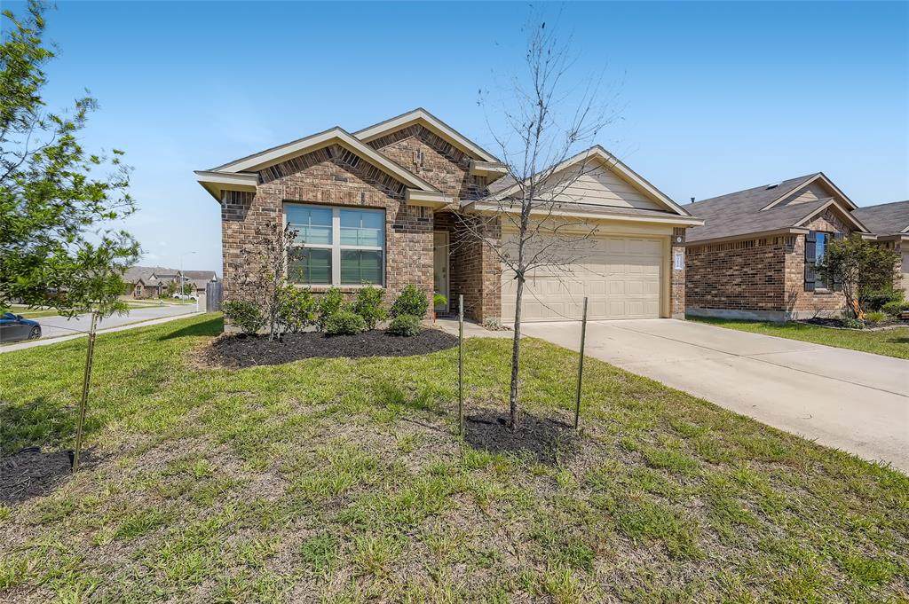 23126 Peerless Drive - Photo 1