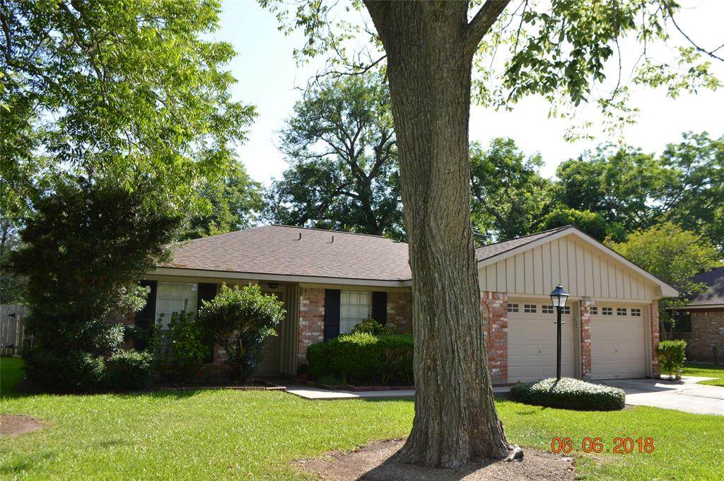 125 Dogwood Street - Photo 1