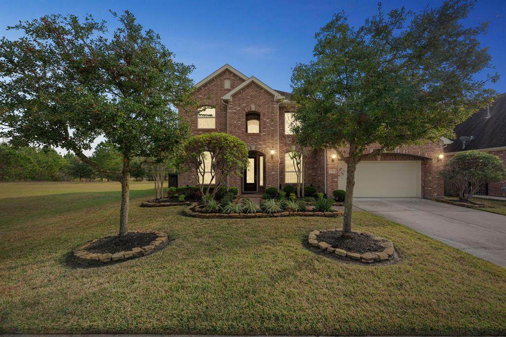 1210 Charing Cross Way - Photo 1