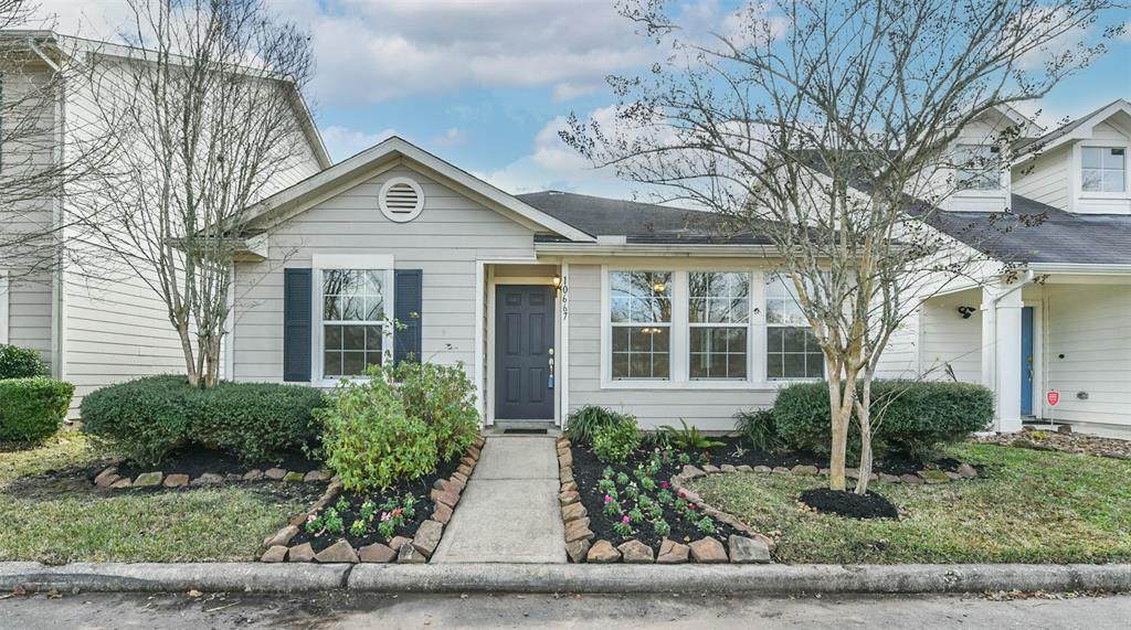 10667 Cobblecreek Way - Photo 1