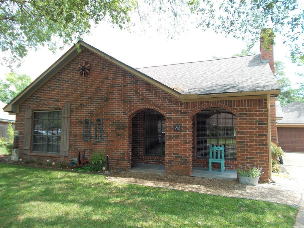 54 Alexander Court - Photo 1