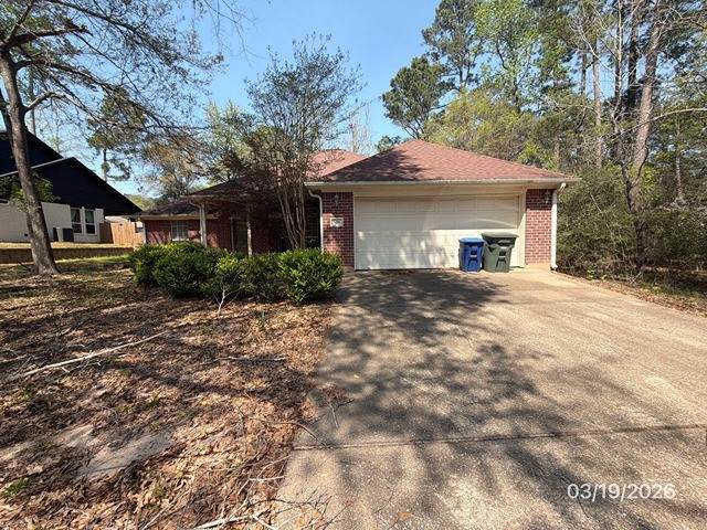 606 West Lane - Photo 1