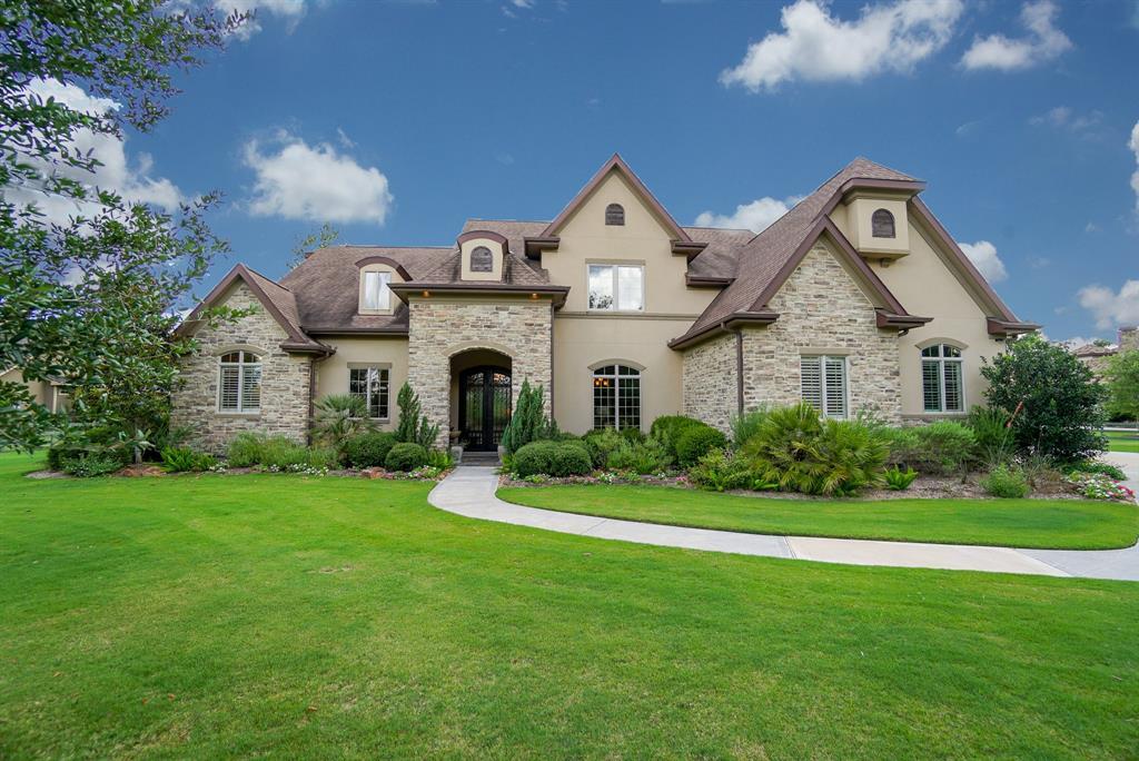 5011 Woodside Lane - Photo 1