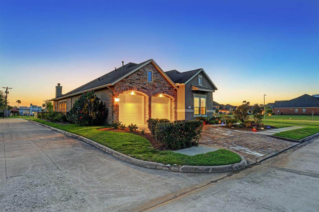 617 Constellation Blvd Boulevard - Photo 1