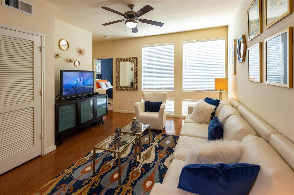 811 Town And Country Blvd - Photo 1