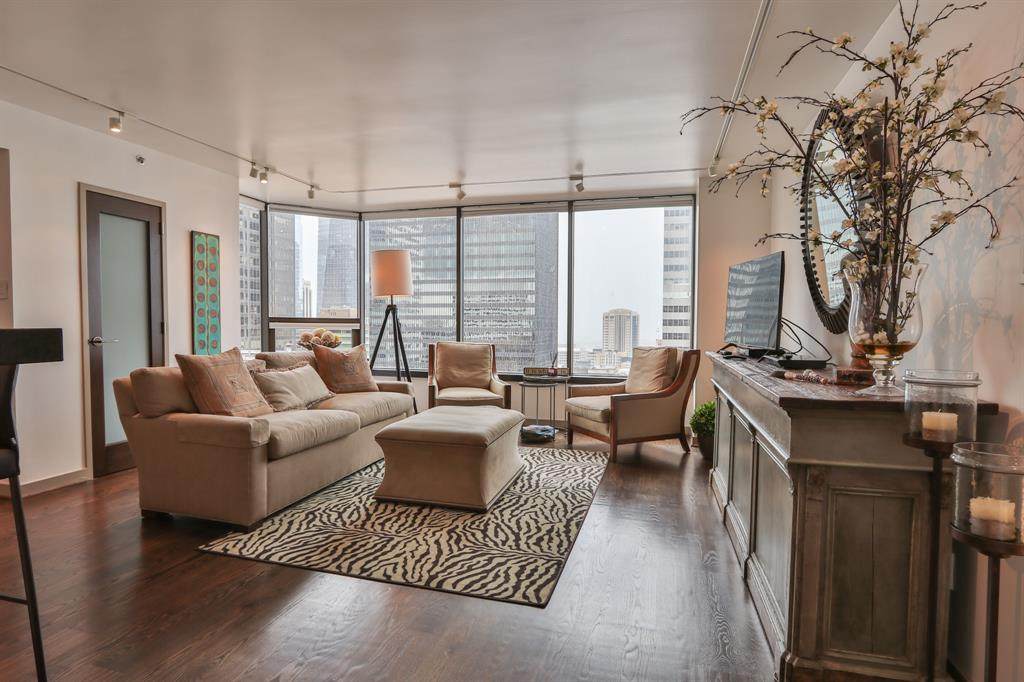 1111 Caroline Street - Photo 1