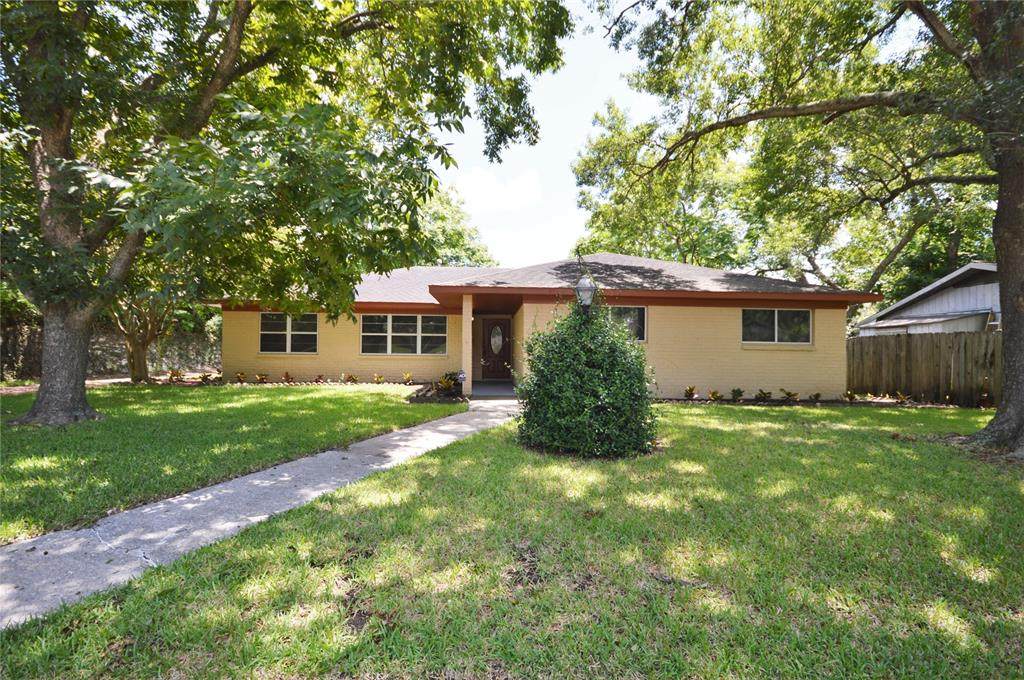18123 Hereford Lane - Photo 1
