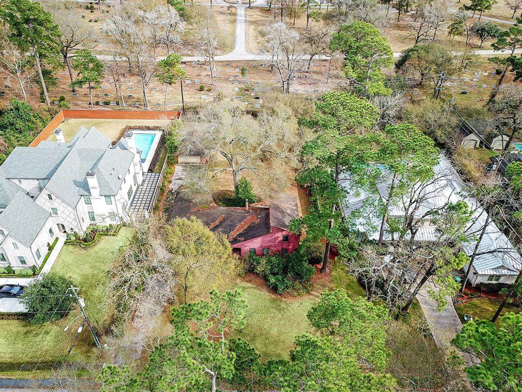 1138 Danbury Road - Photo 1