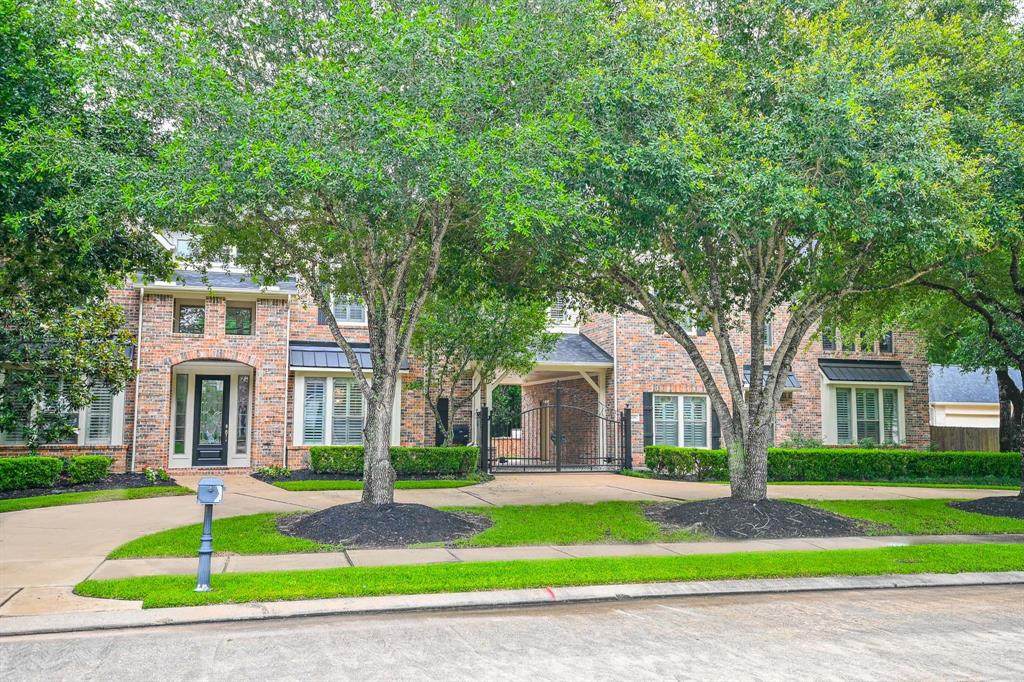 7806 Breezeway Bend Lane - Photo 1