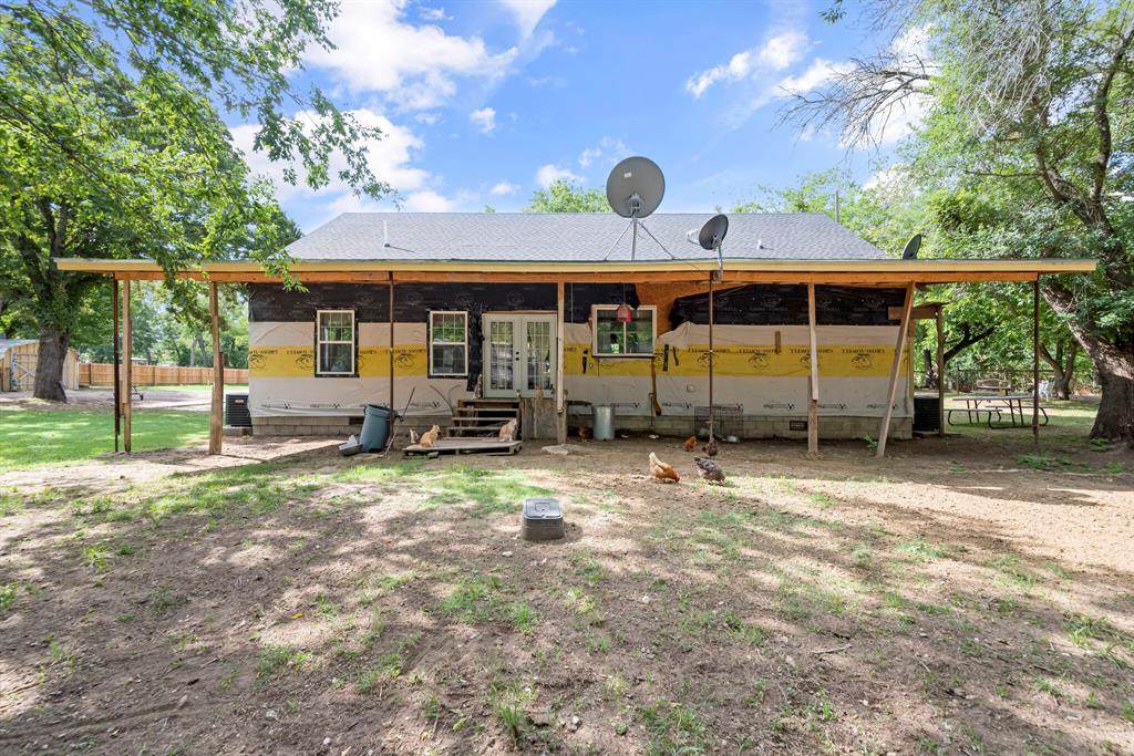 1920 County Road 3150 - Photo 1