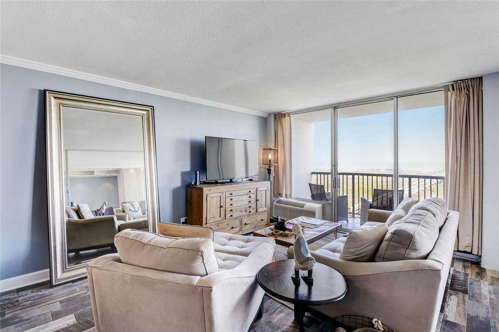 415 Beach - Photo 1