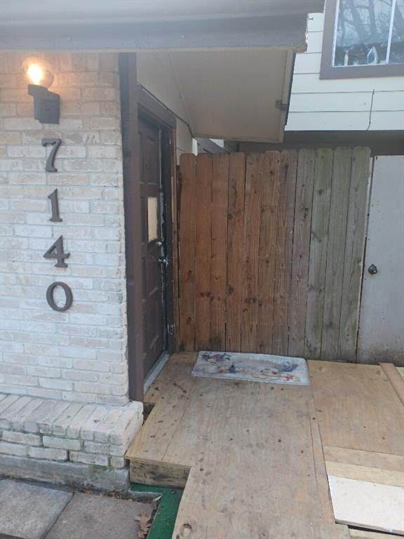 7140 Dairy Ashford Road - Photo 1