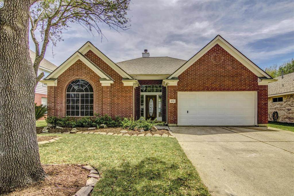 20719 Medallion Pointe Drive - Photo 1