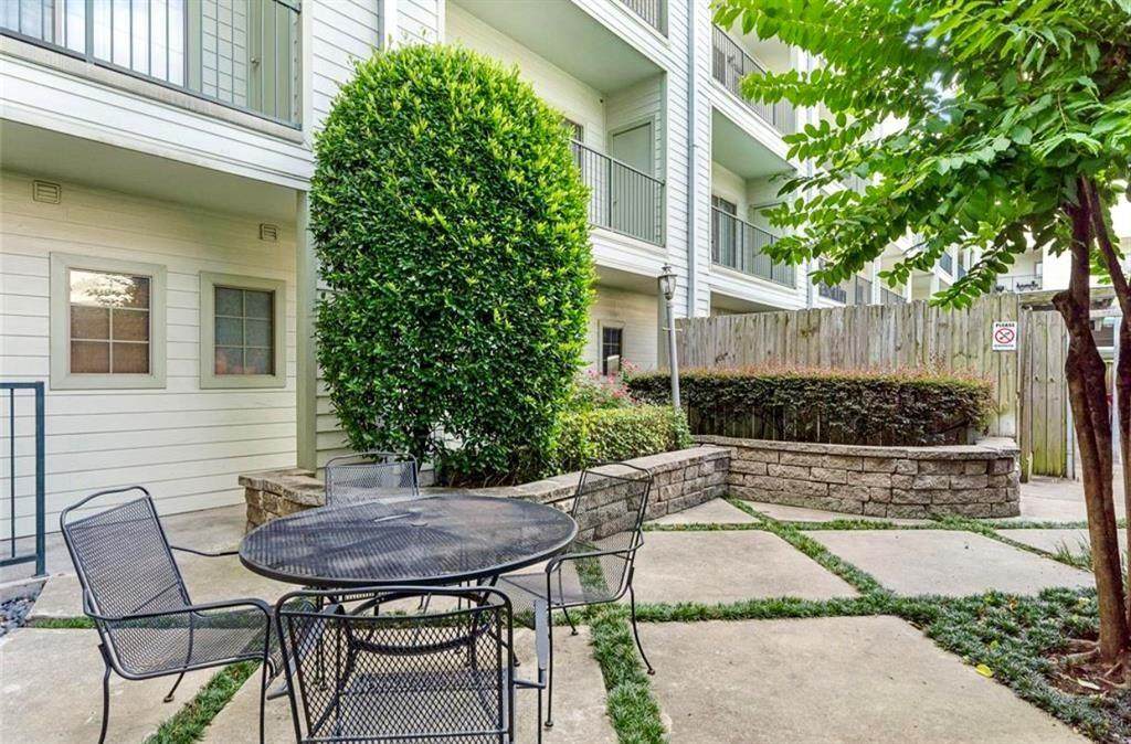 2900 Hamilton Street - Photo 1